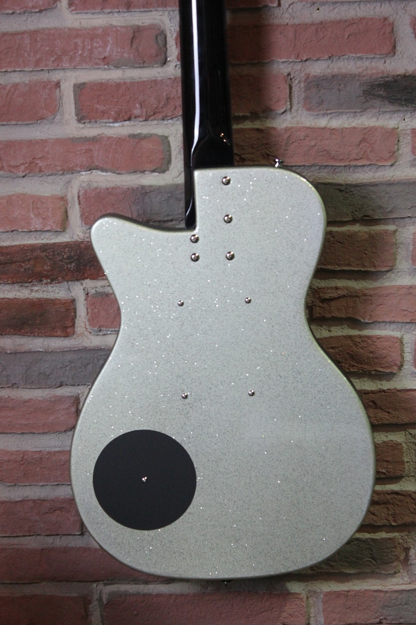 56 Baritone (pro) Silver Metal Flake	 (Showroom)